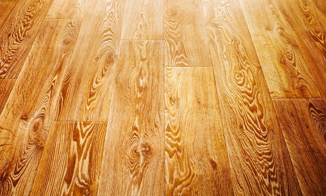 4 Things You Need to Know Before Picking Out a Hardwood Floor
