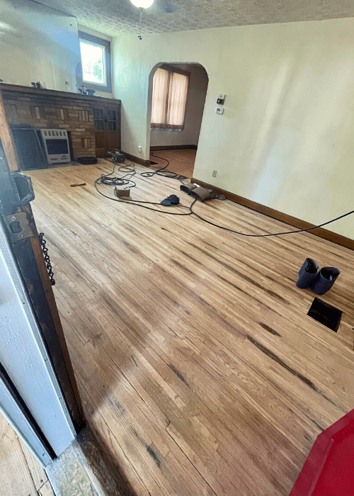 Sanding white oak hardwood