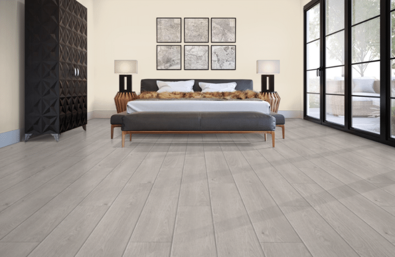 TORLYS Rivera - Valeggia Oak TL-30500-PEFC - Laminate 12mm x 7-9/16" - Image 2
