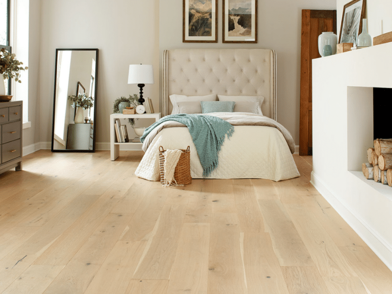 Mullican Castillian Premier White Oak - Monroe Bisque 25025 - Engineered Hardwood 5/8" x 9.44" bedroom shot