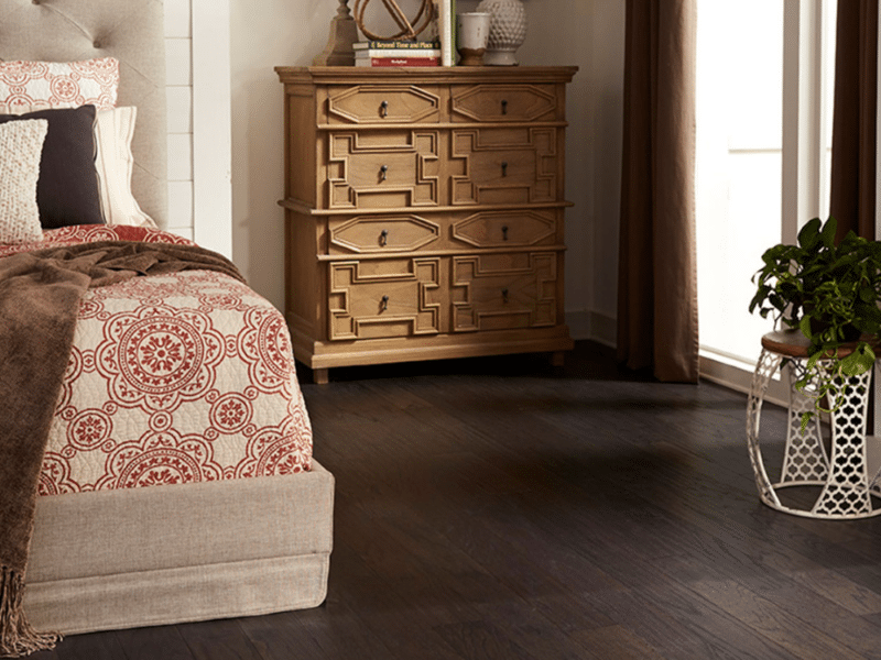 Mullican Oakmont Red Oak - Ebony 20575 - Engineered Hardwood 1/2" x 5"