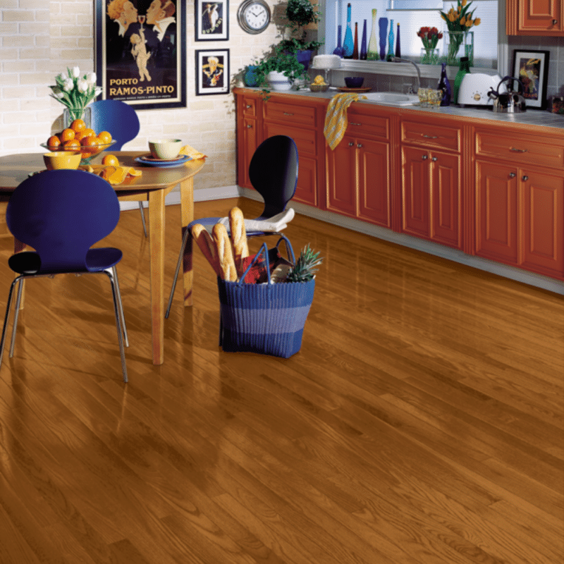 Hartco Yorkshire White Oak - Auburn - Solid Hardwood Flooring - 3/4" x 2-1/4" - Kitchen room scene