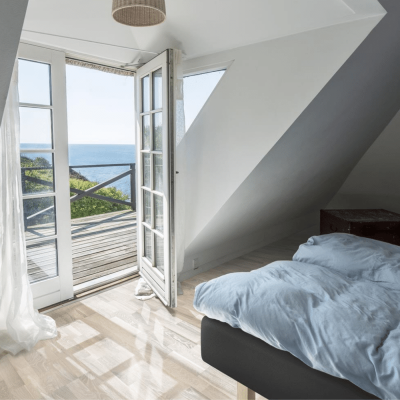 Kahrs Harmony White Oak - Pale Bedroom