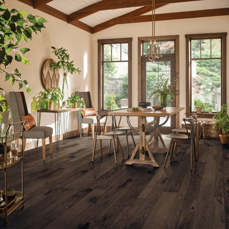 Robbins Nature's Canvas Silver Hickory - Graphic Gray Dining Room