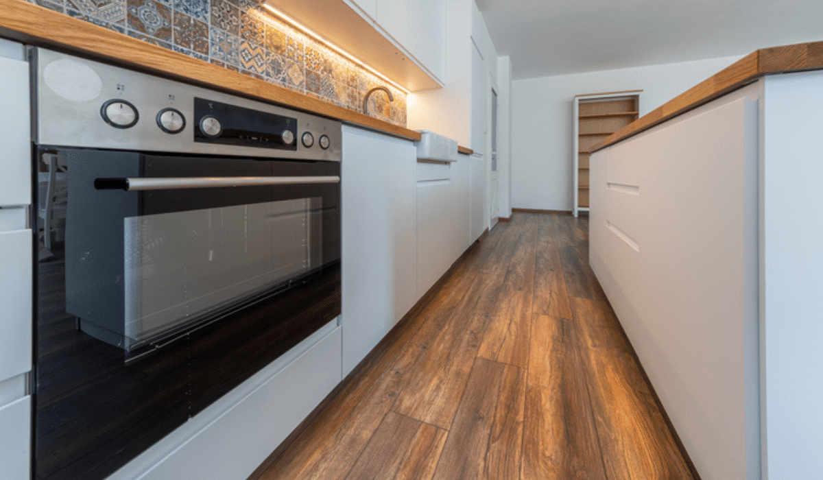 kitchen hardwood in cold weather
