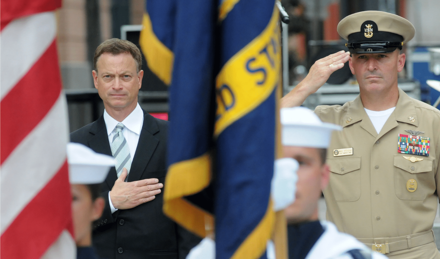 gary sinise has long supported military veterans